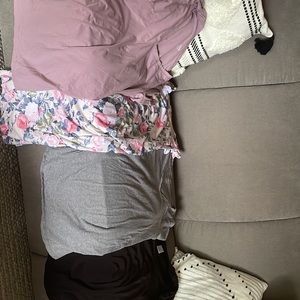 Lot of maternity clothes 24 pieces! Best offer!